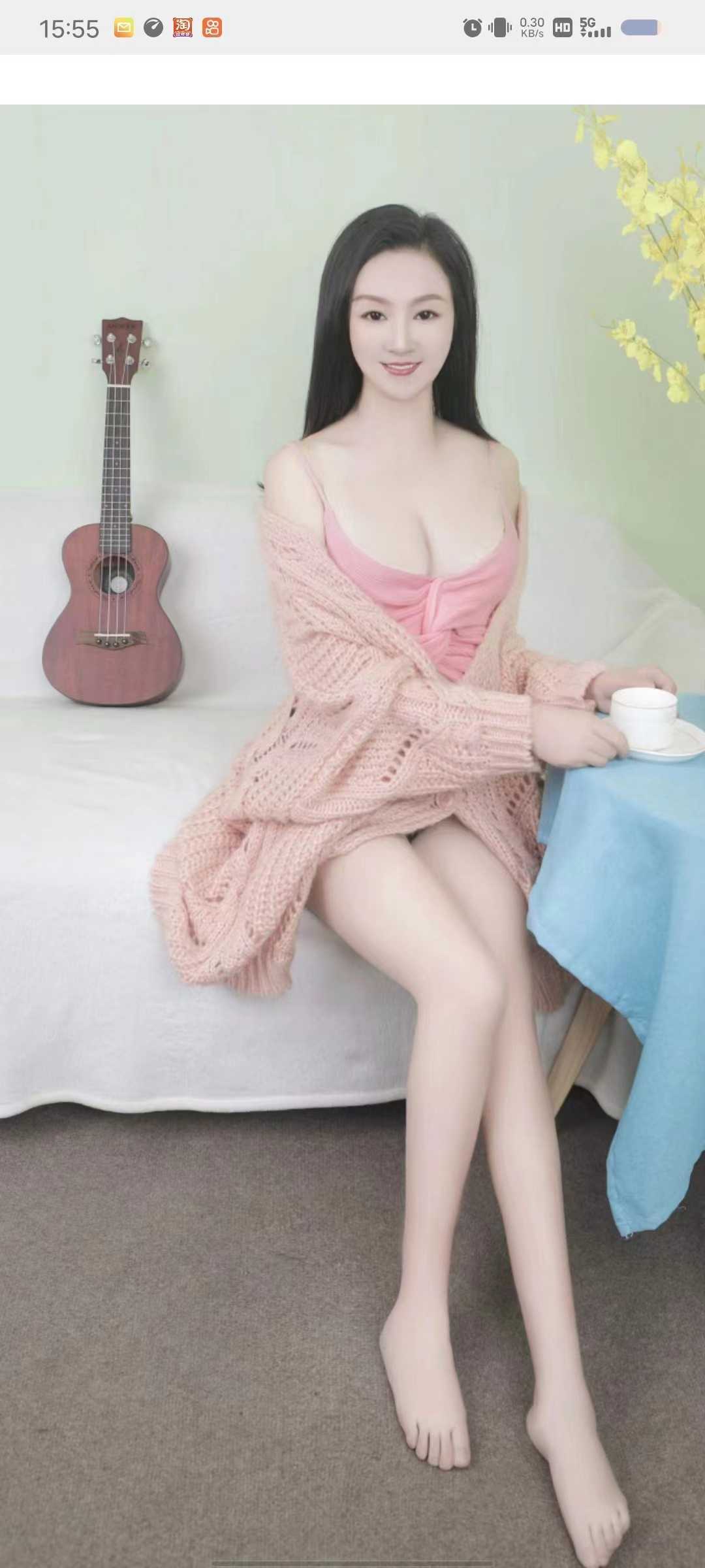 眼神很媚，口的时候很舒服