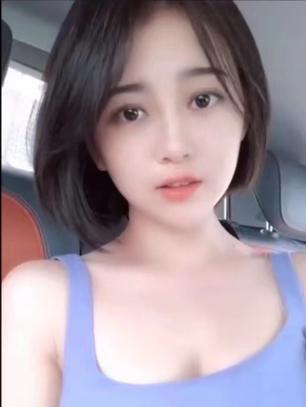 性格特别乖巧，不事多