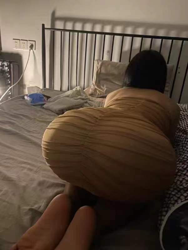 翘臀服务系女神