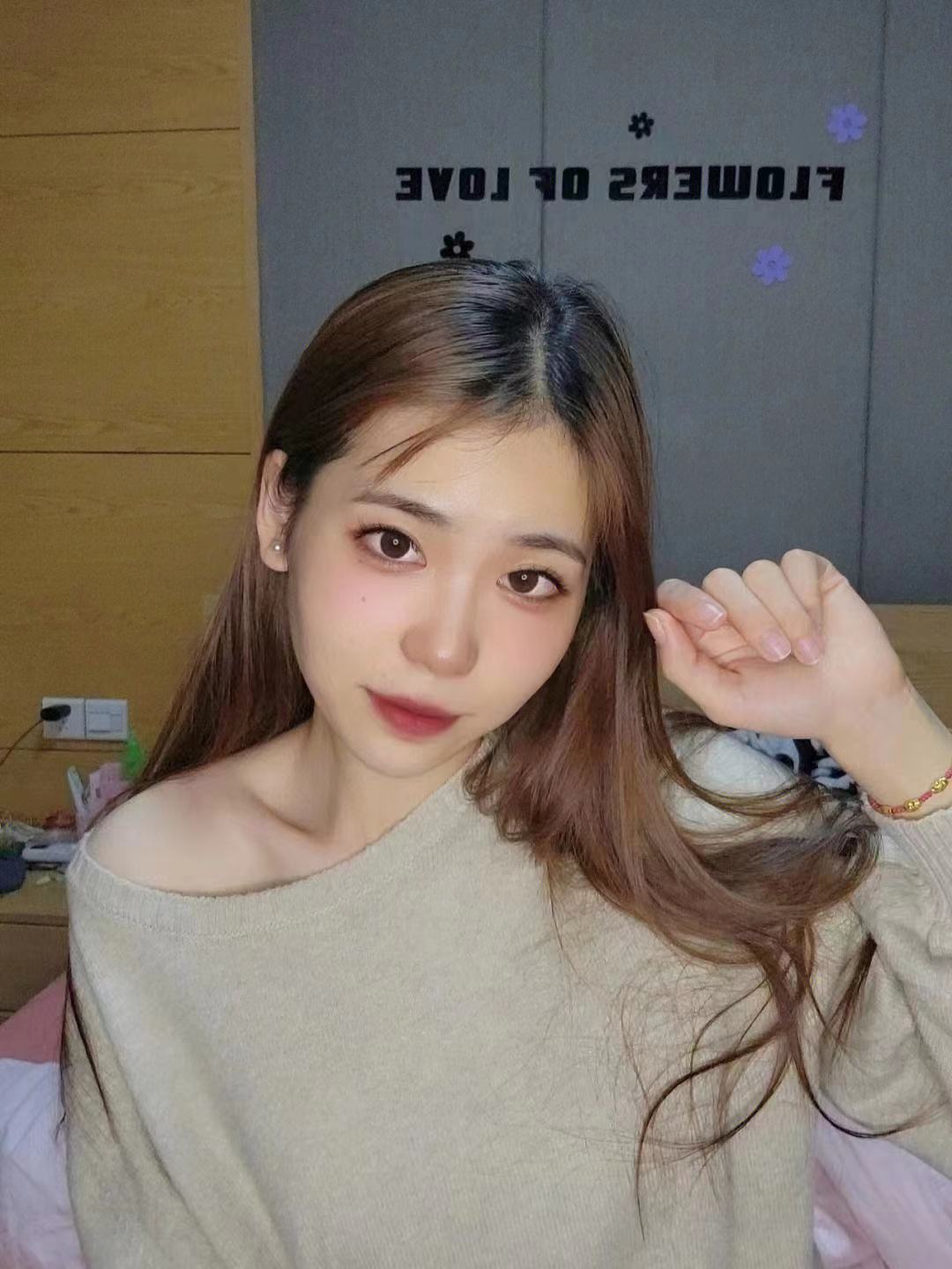 服务很到位的小姐姐