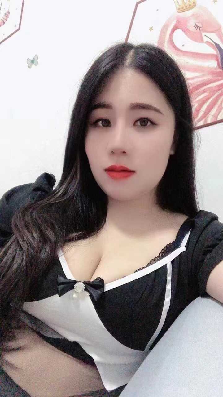 dl钻做的很舒服，摇几下我都受不了