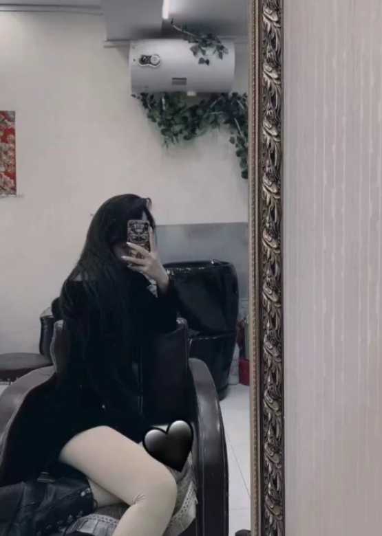 青春甜美小姐姐