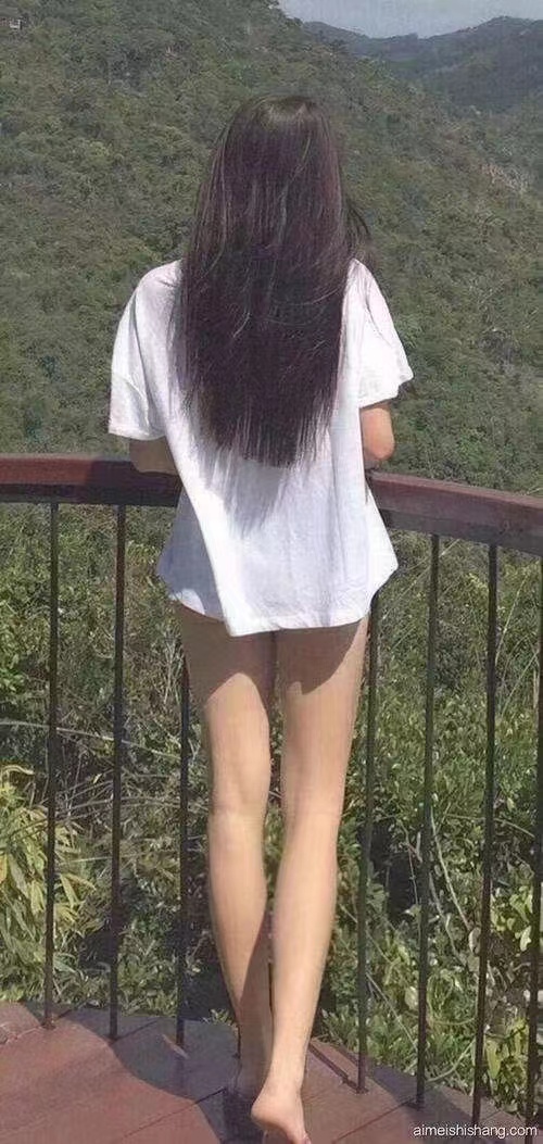 身材修长，比例完美