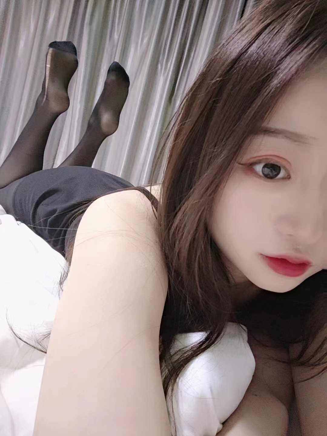 超级配合，下面水多紧