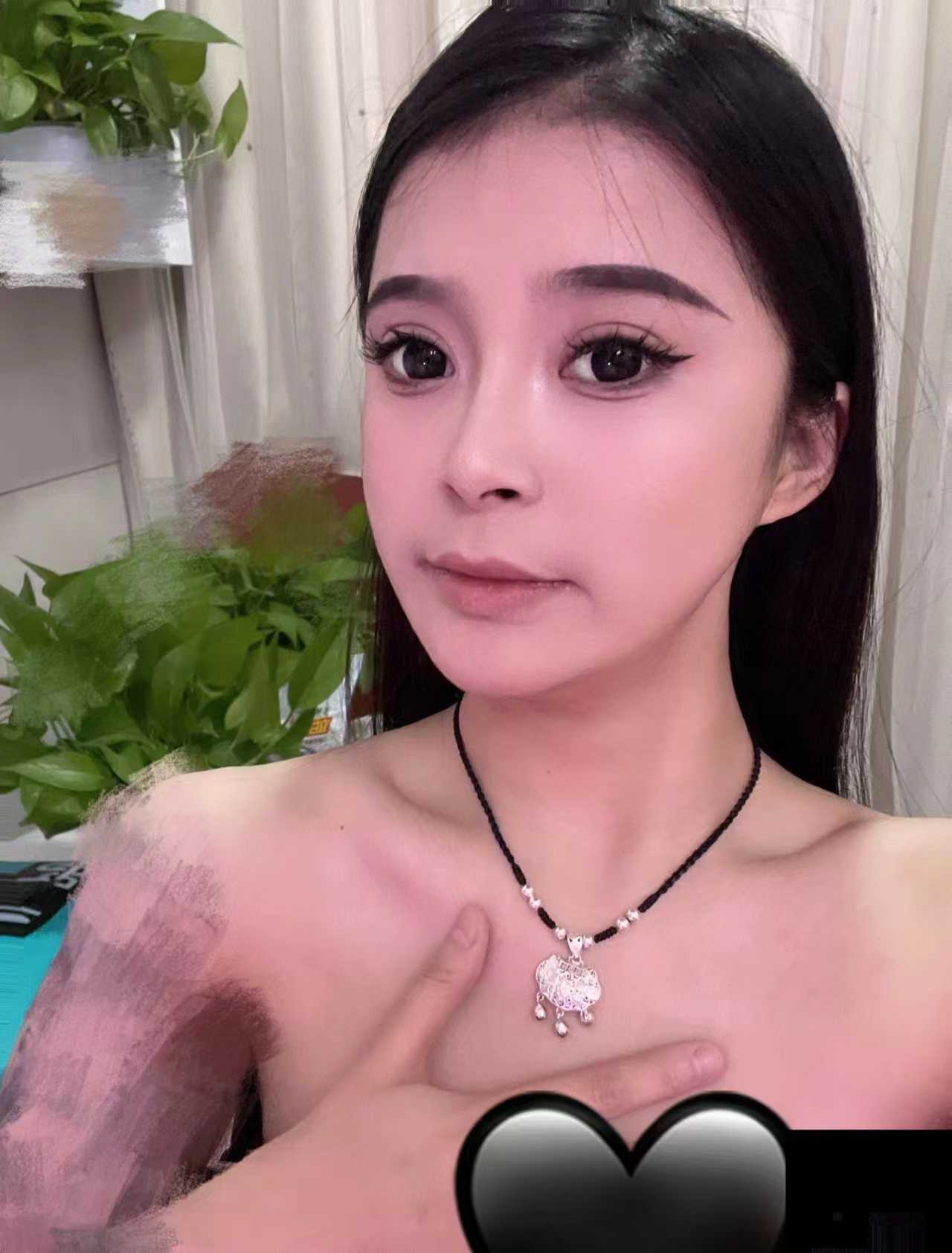 小穴紧致水多，不催人