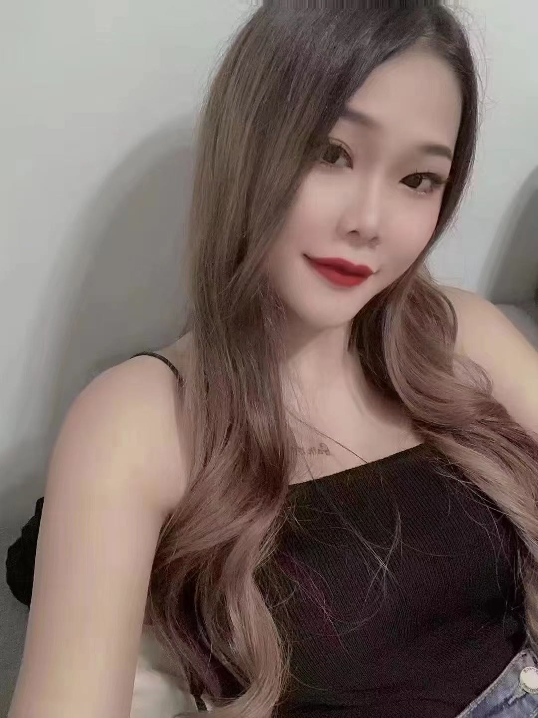 青秀区娇小玲珑的妹子