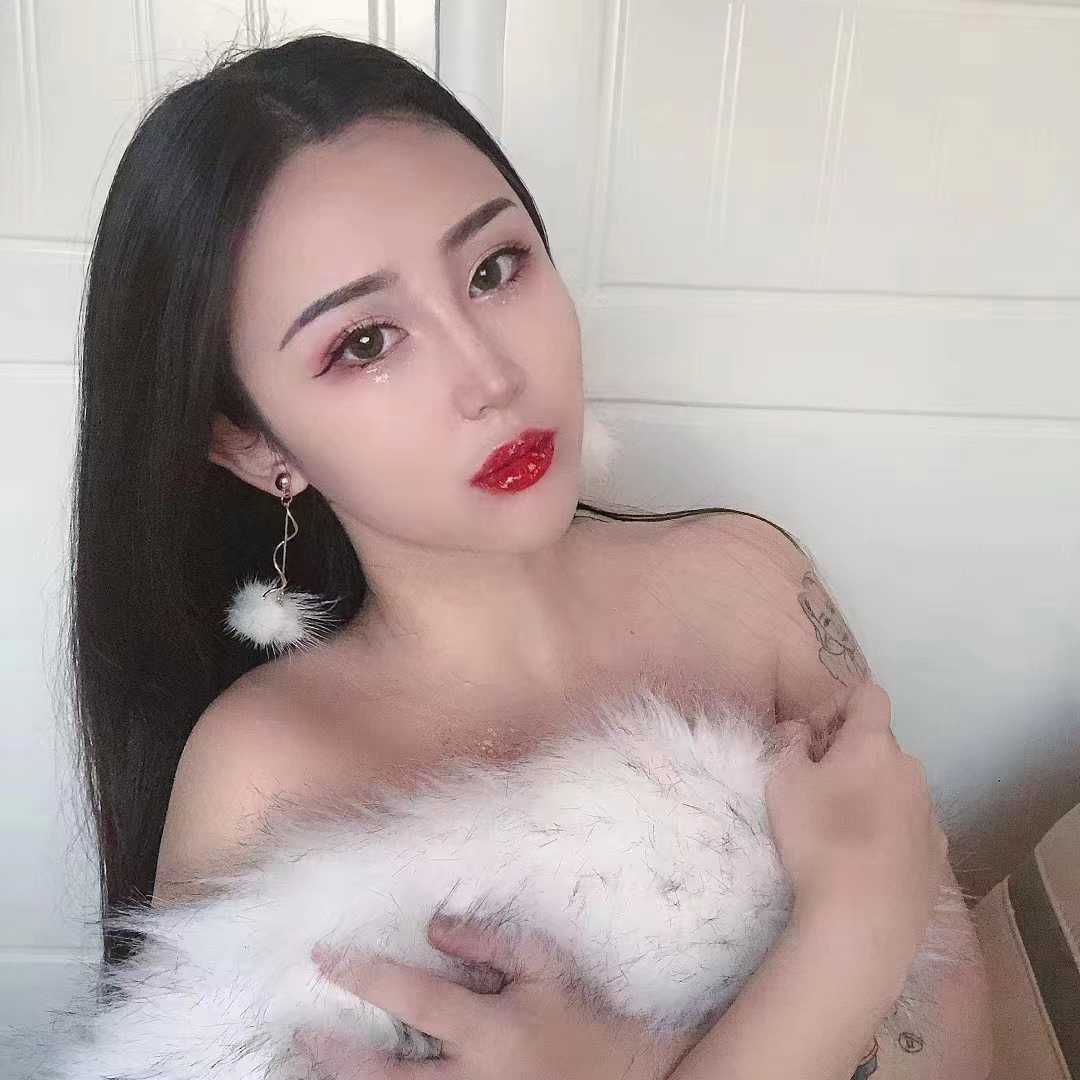 身材不错，床上很销魂