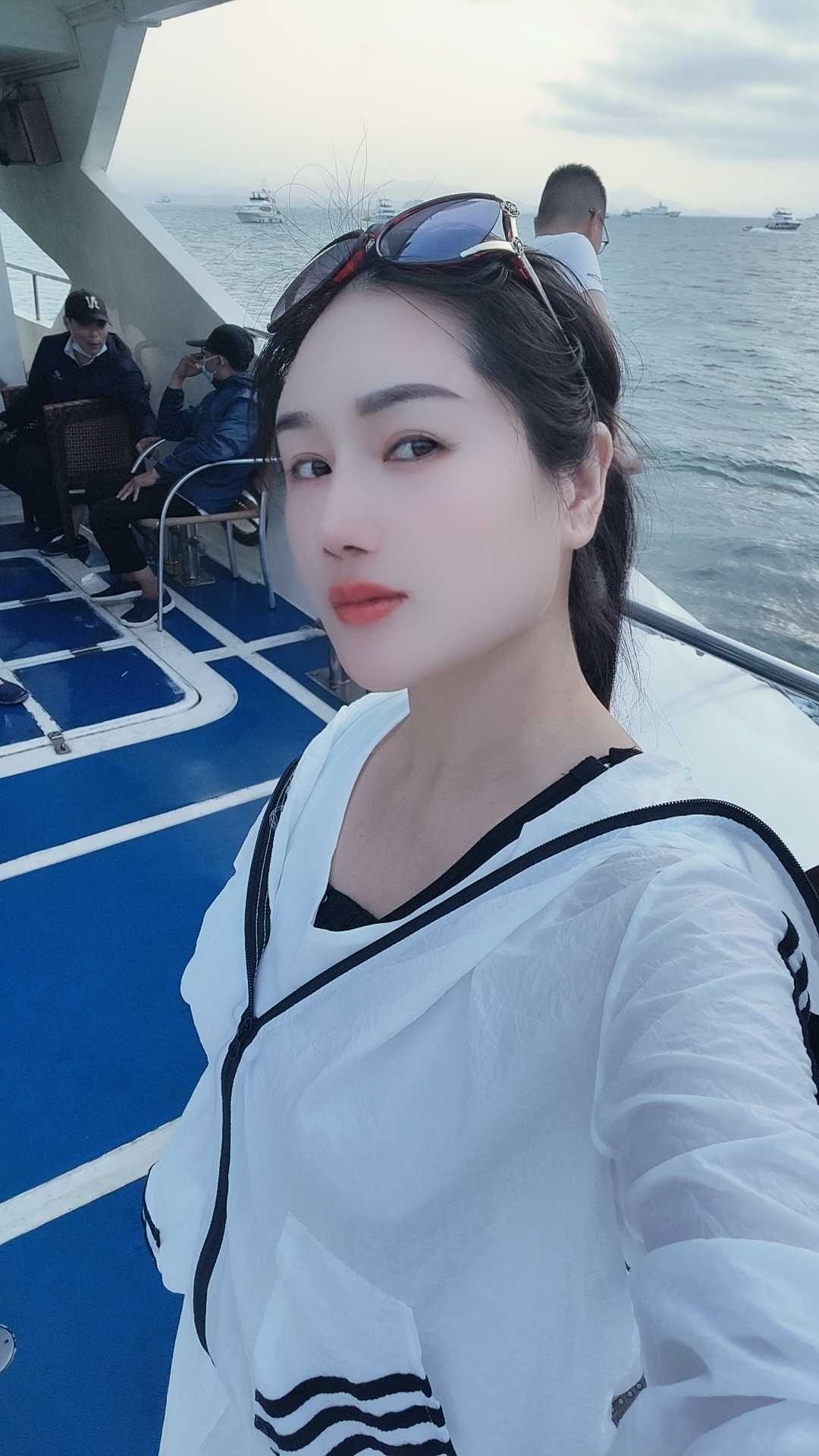 KH一级棒，身材不错