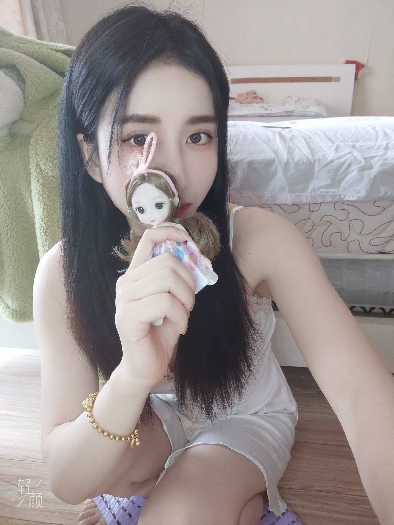 95后清纯性感小姐姐