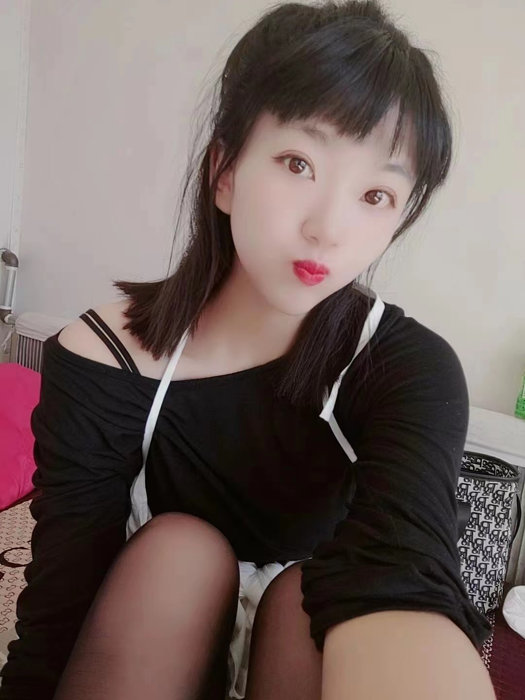 00后性感小姐姐