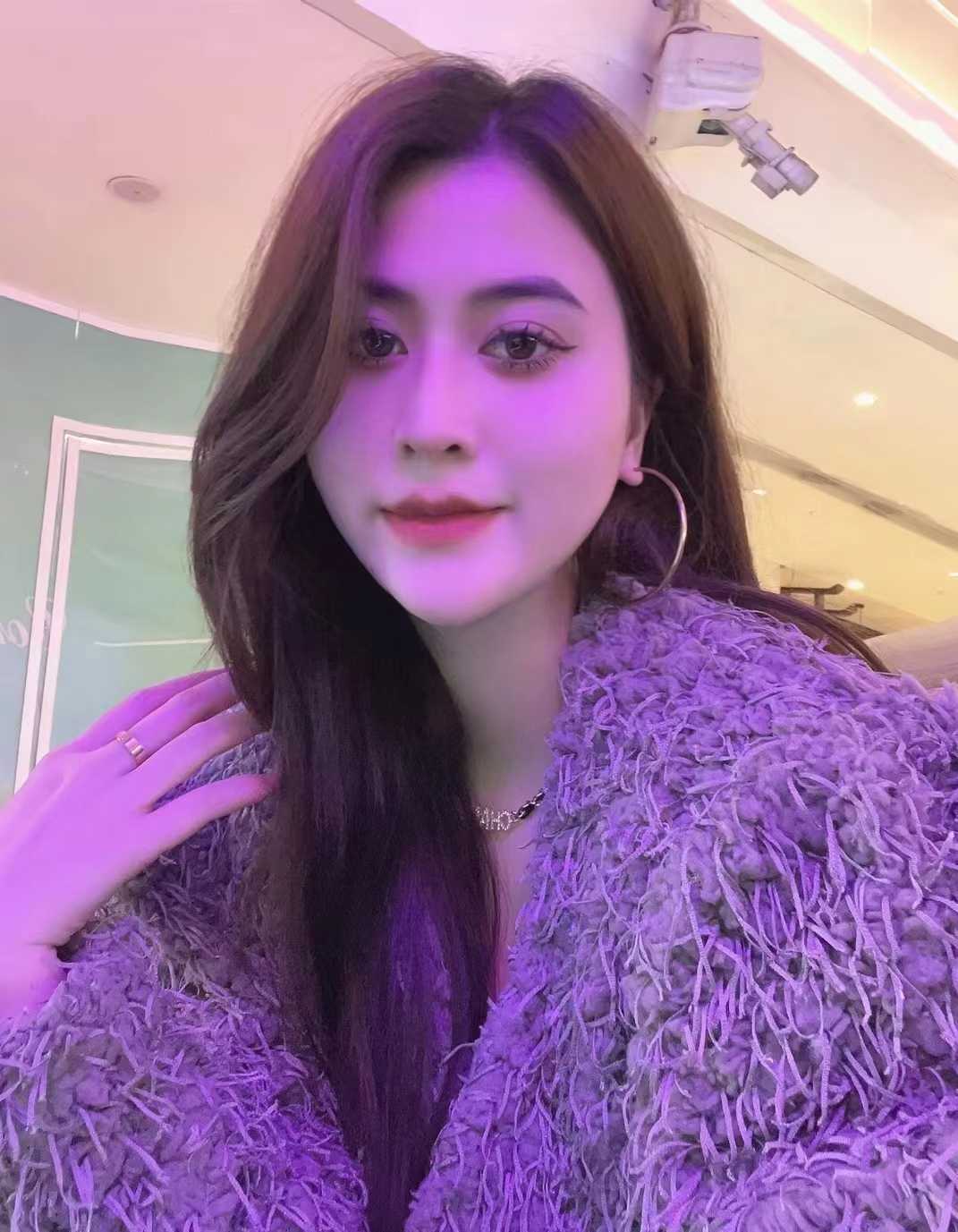 体验感很爽，人很高挑