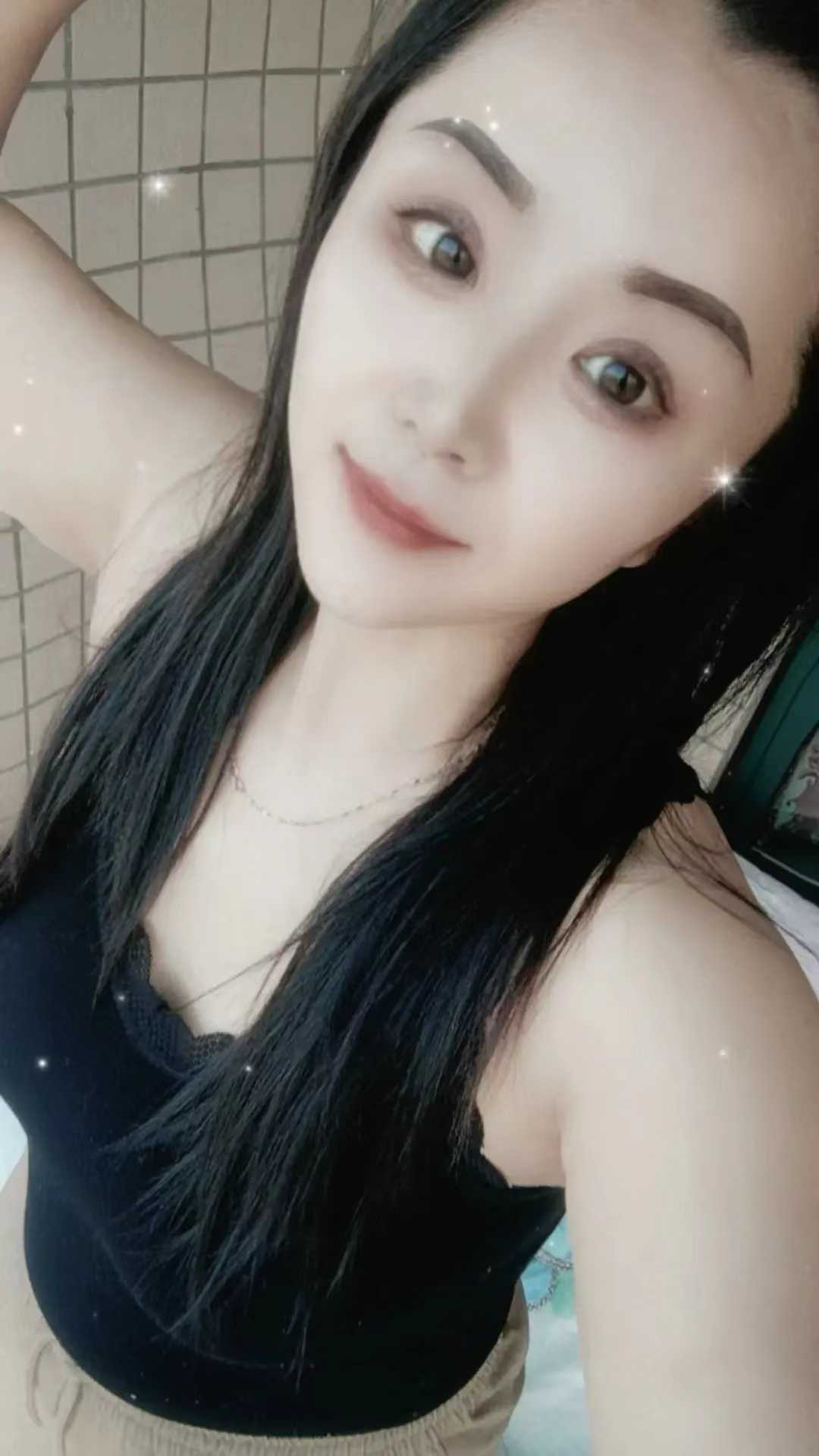 江宁区万达附近小姐姐