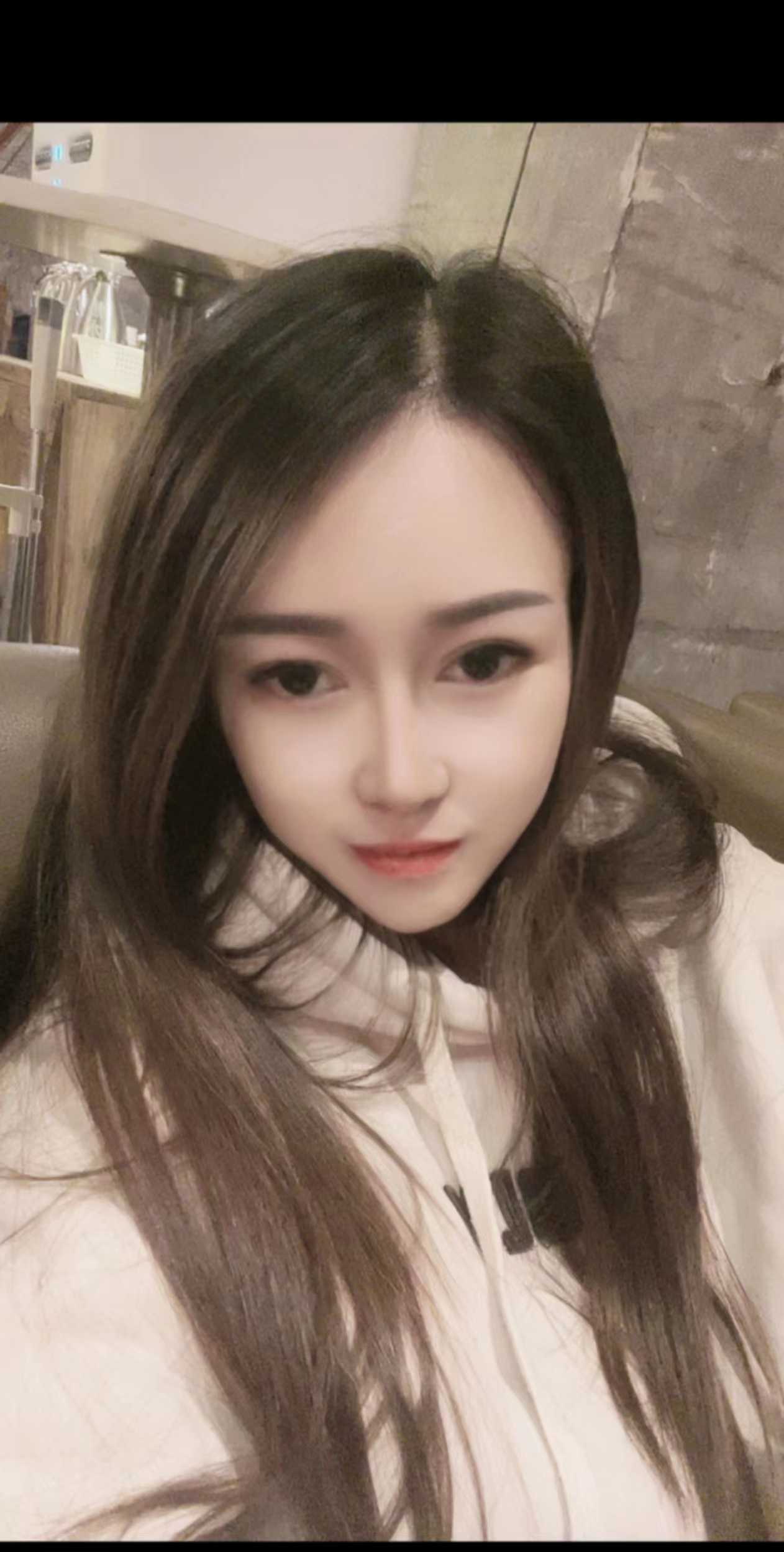 很配合换了很多姿势，做了很久