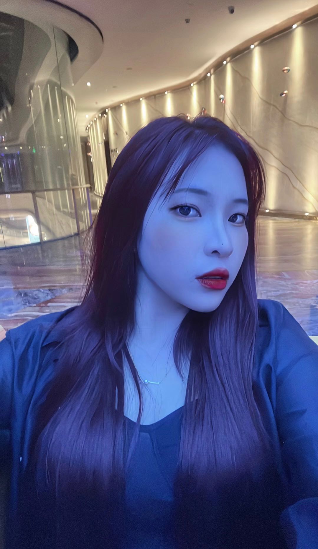 一瘦一胖 虎丘妹胖的是微胖胸大