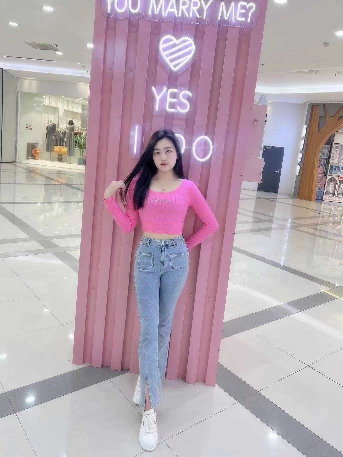 青春靓丽的气质女神