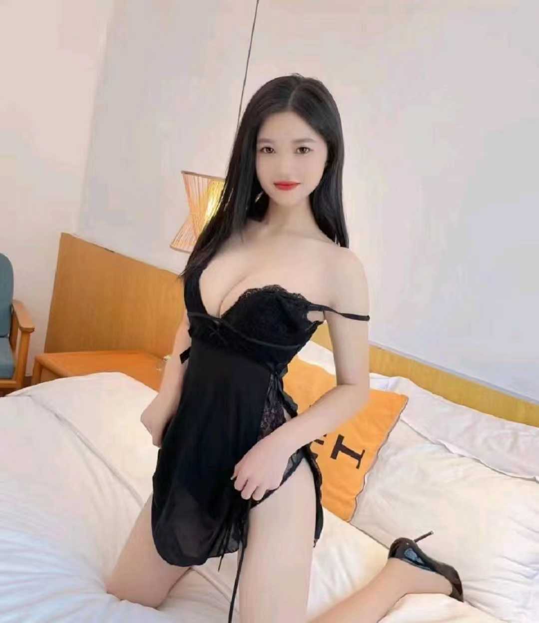 五里店双飞姐妹