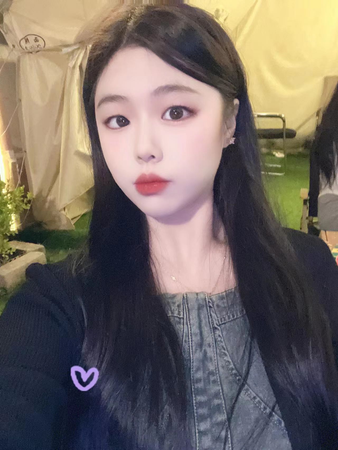 年轻可爱的小妹妹