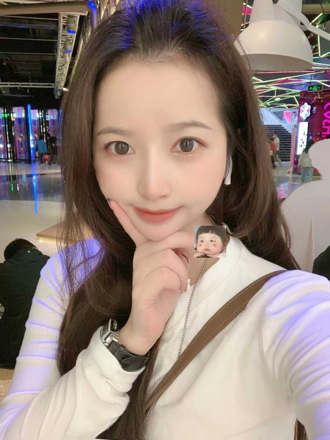 小姐姐玩的开 很会配合我