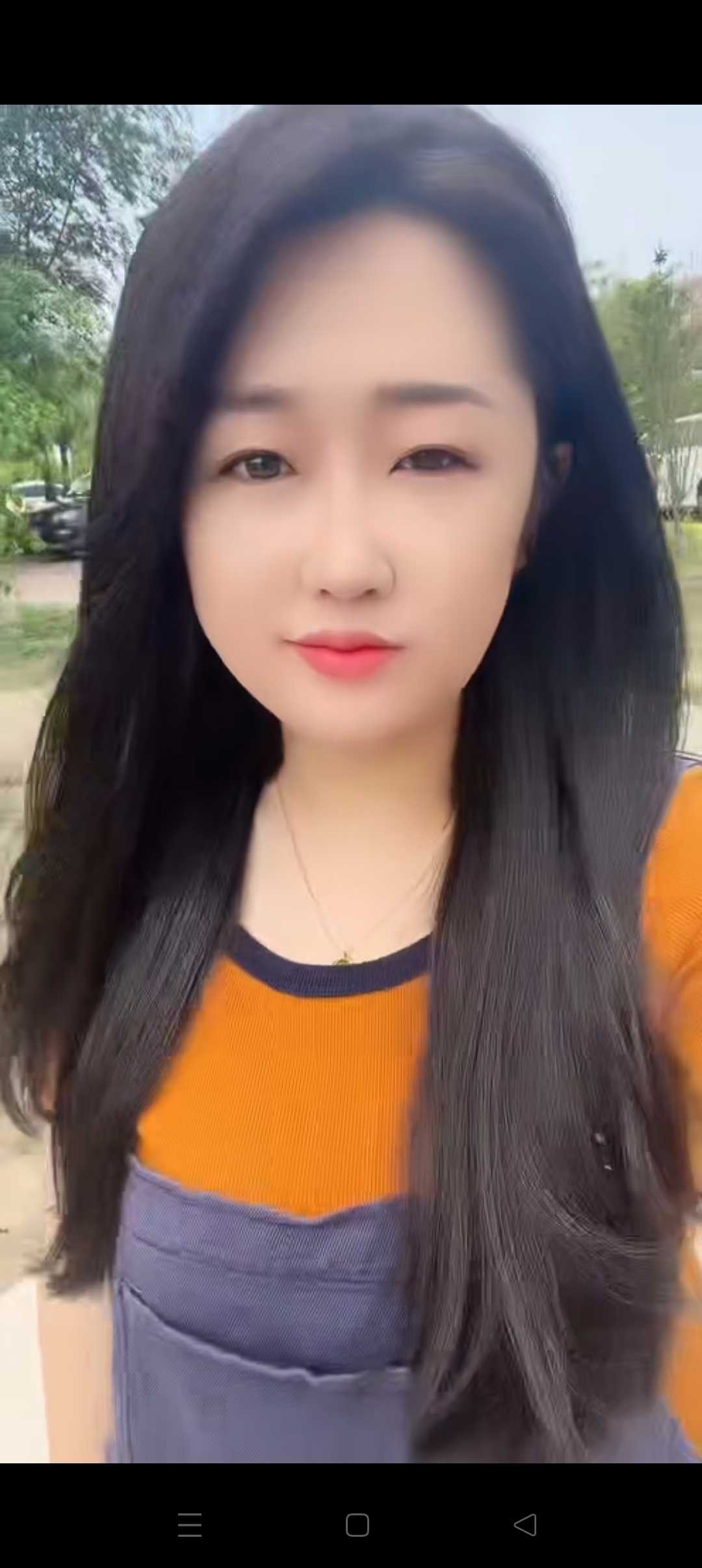 漂亮妹子胸大水多