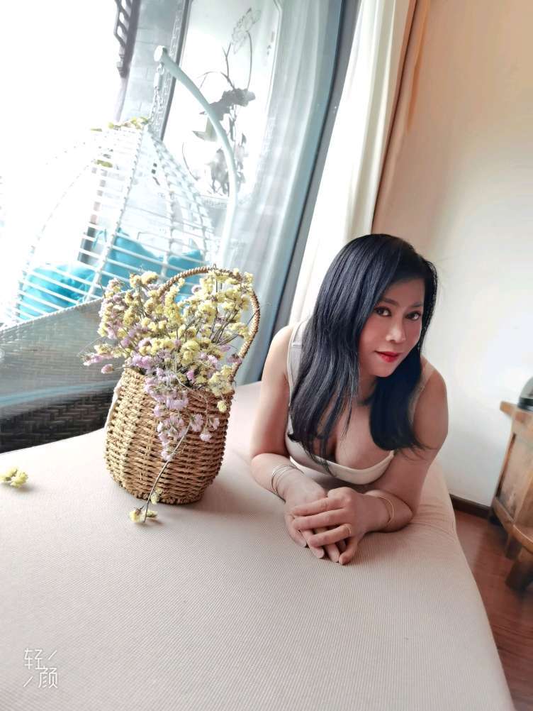 大胸熟女,胸大服务好