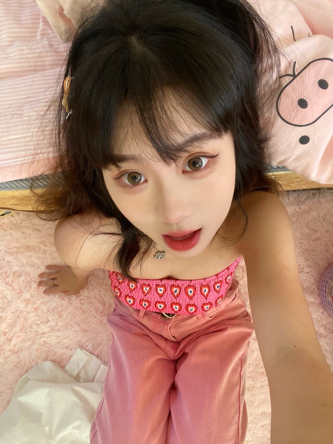 24岁火辣小姐姐