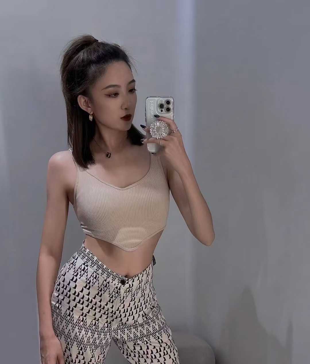 身材好，服务好，项目好哦，各种类型都有的哦