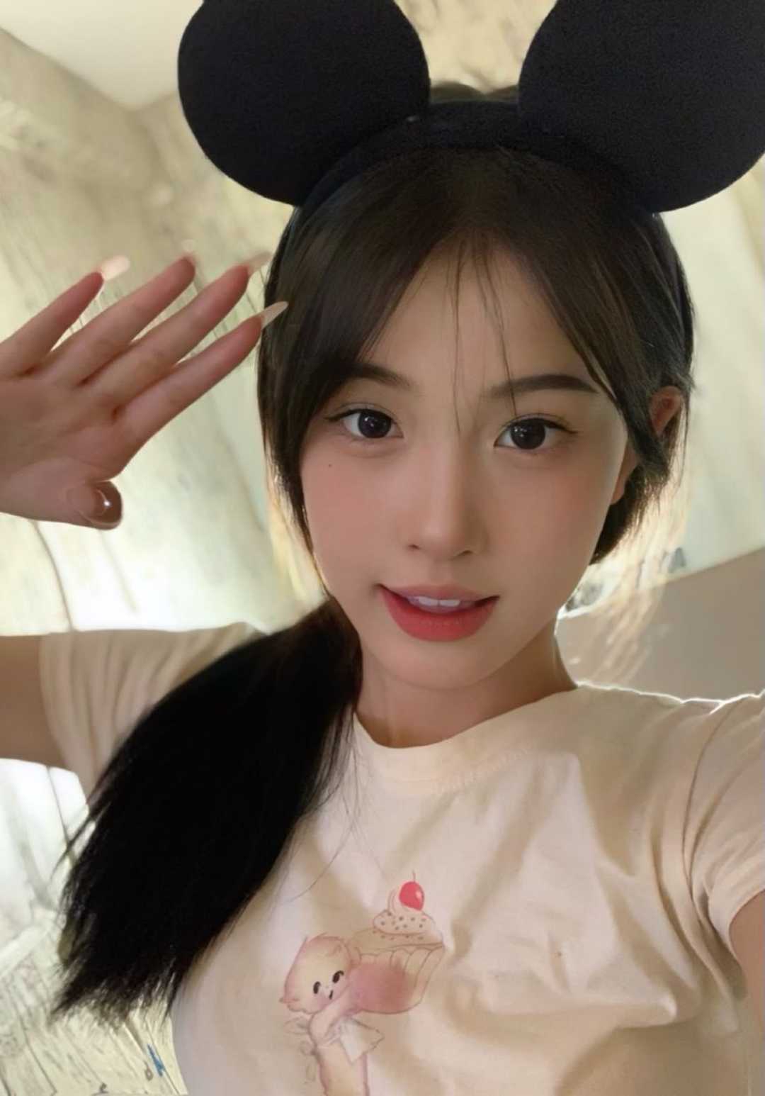 南昌04年兼职小妹 胸挺b紧