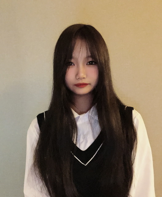 漂亮年轻学生很嫩刚刚开始兼职