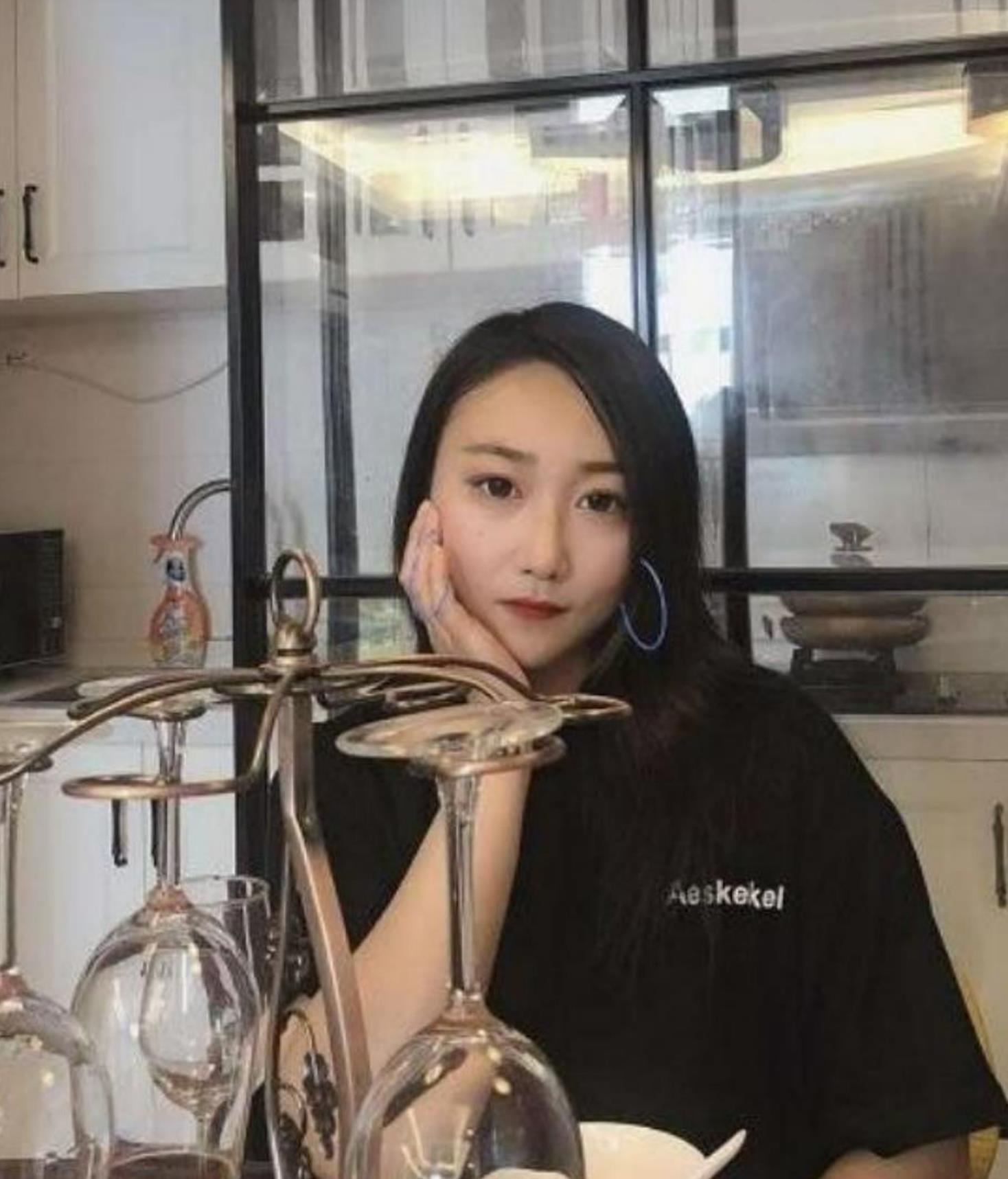 深圳小白领珊珊