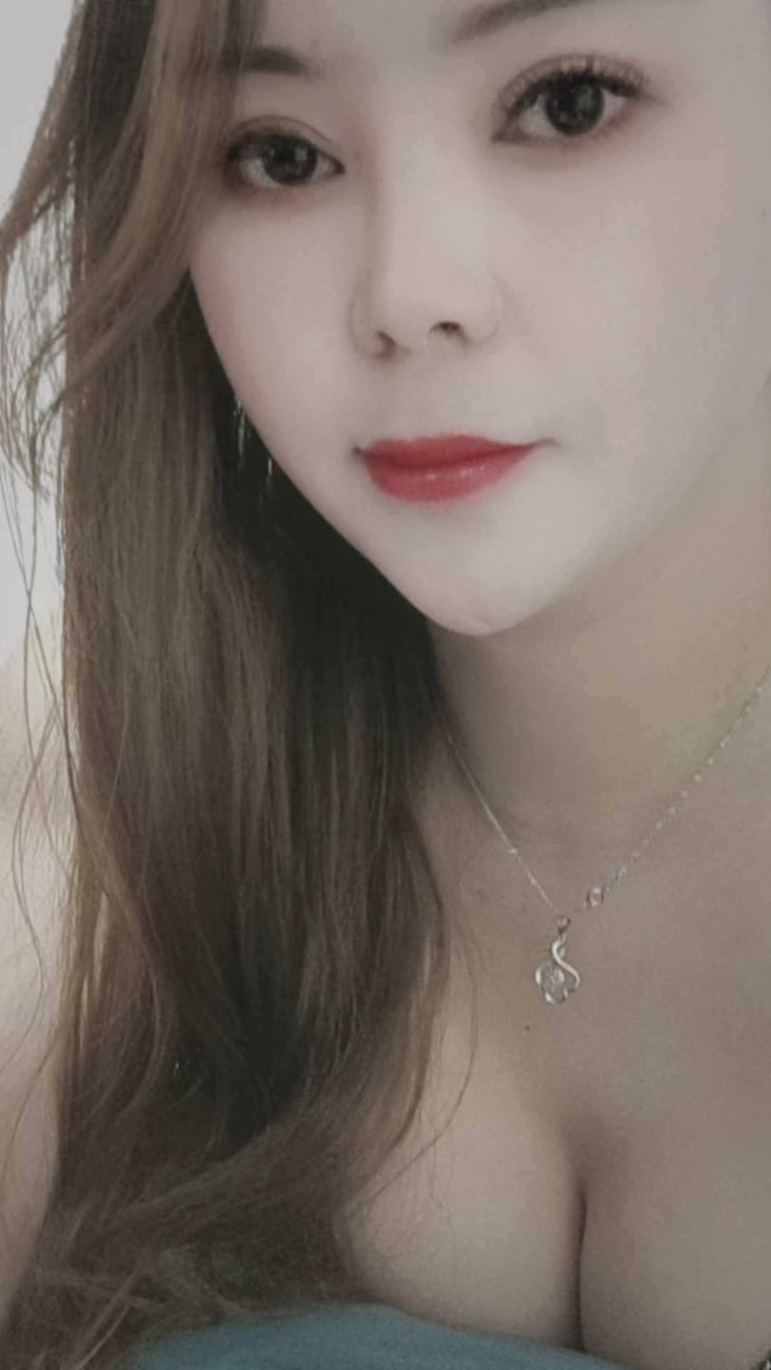 刚来上海小少妇