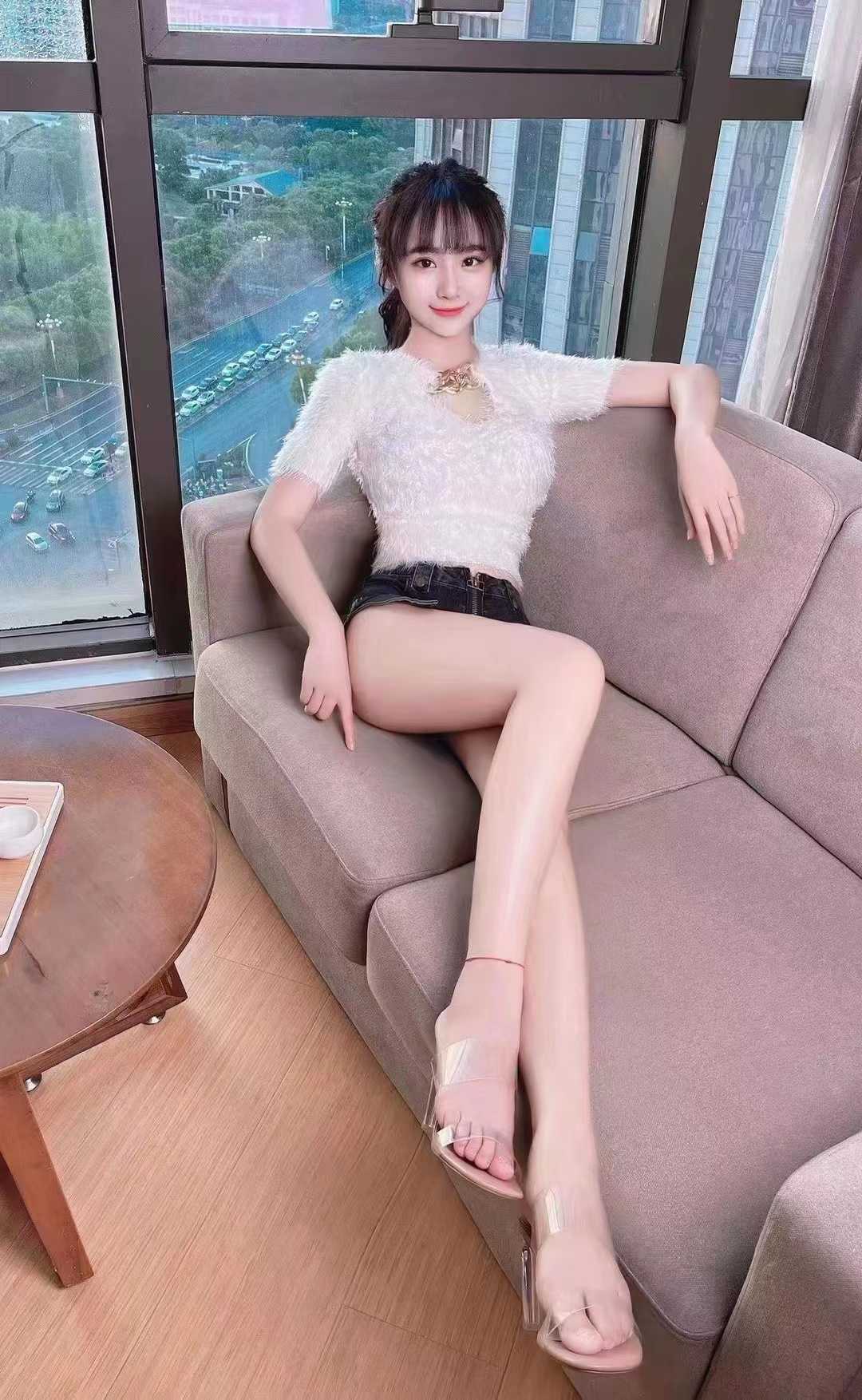 身材非常不错 干起来贼爽