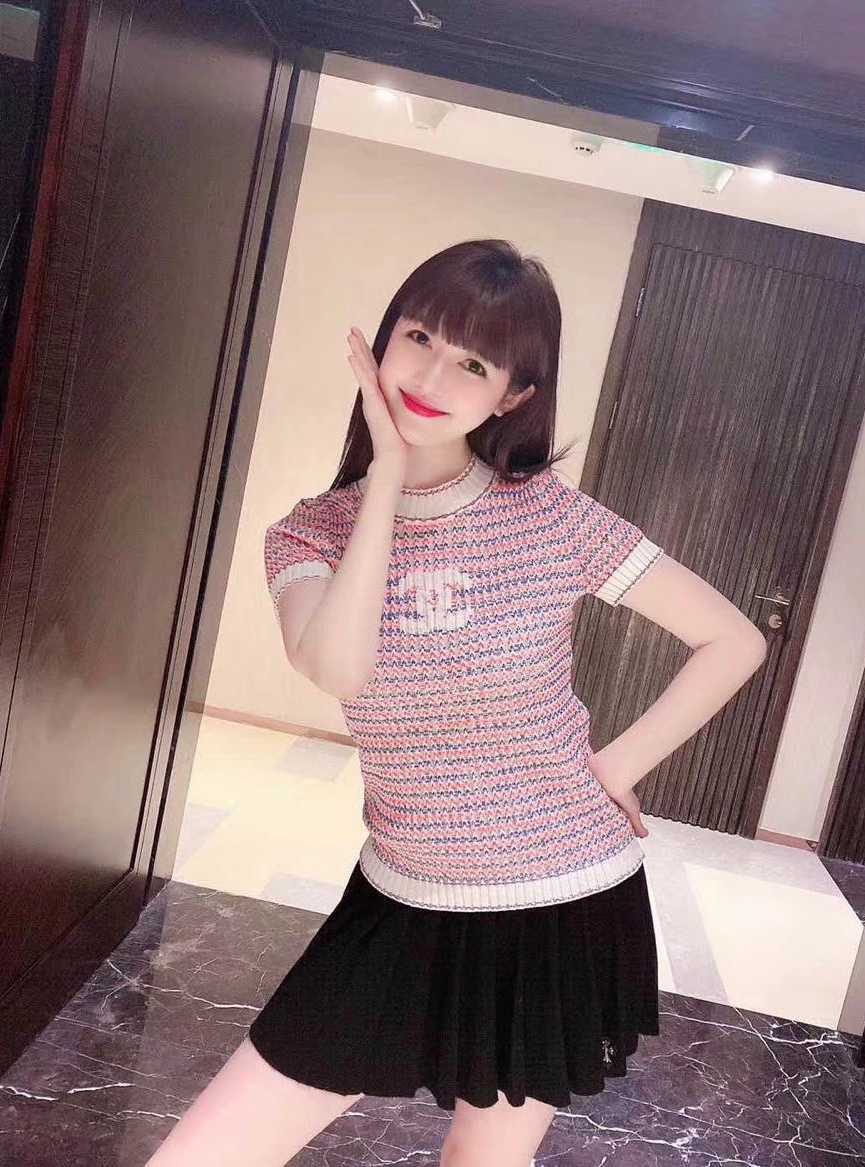 绝顶优质美女一枚