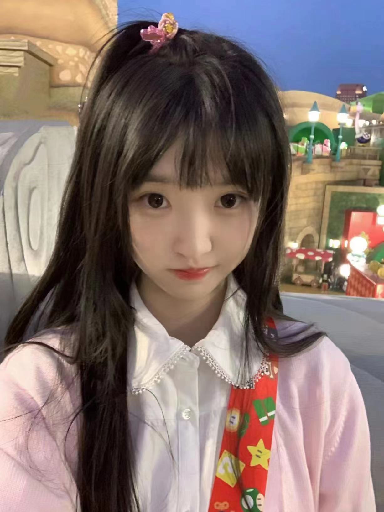 很嫩 温柔的软萌小学妹