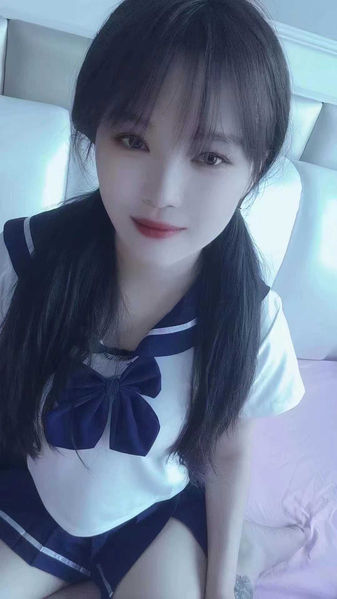 握着细腰从后背撞击翘臀 难以忘怀