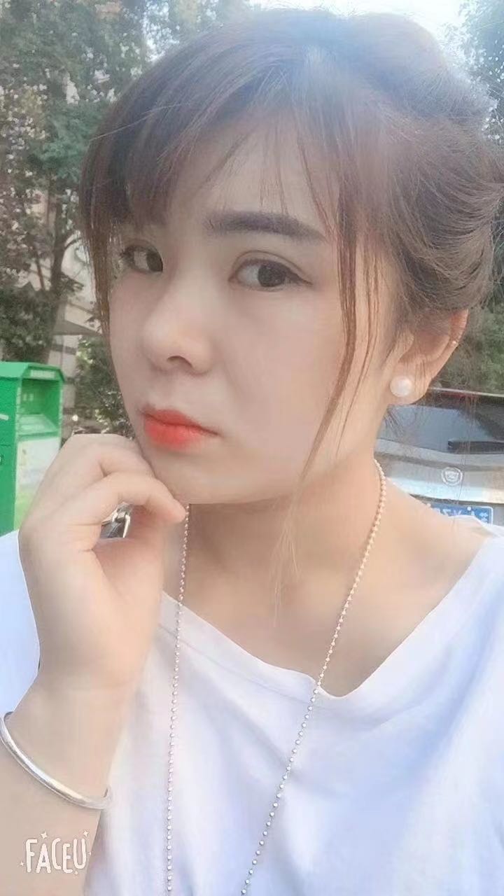 服务质量很高的小少妇