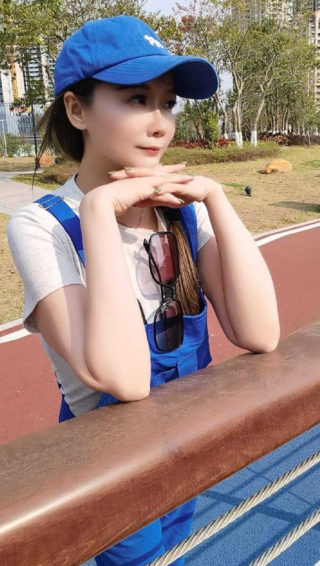 广州天然大奶泡芙姐姐