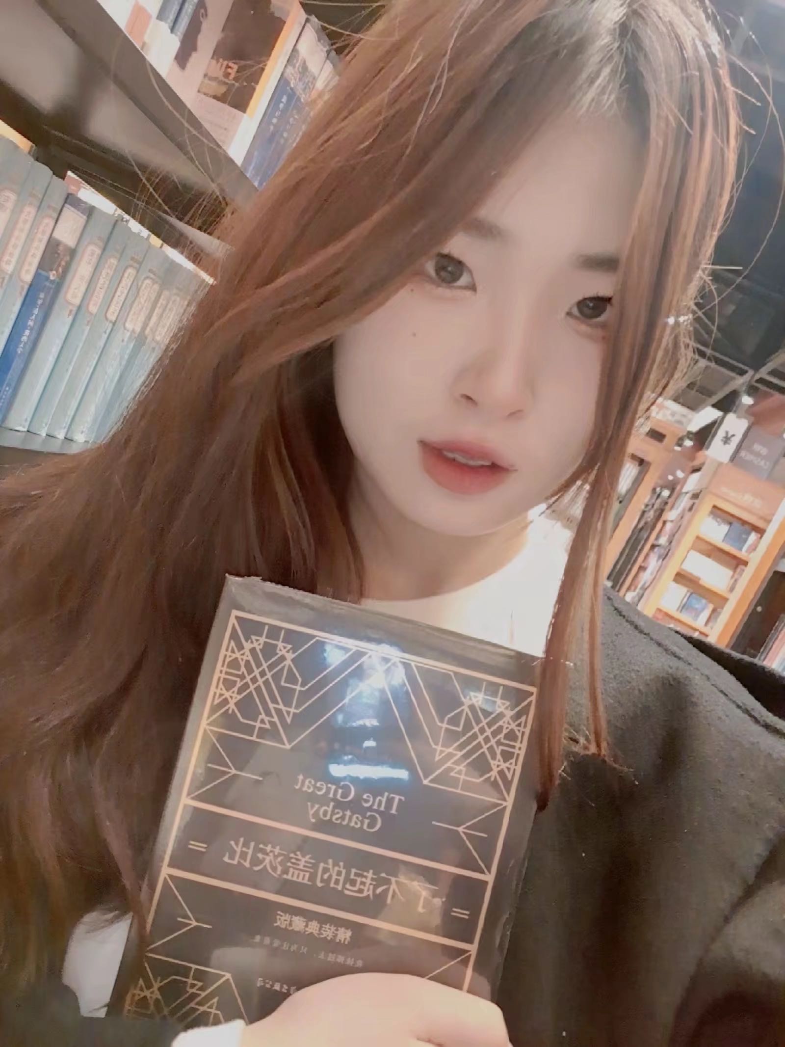 大长腿兼职美女