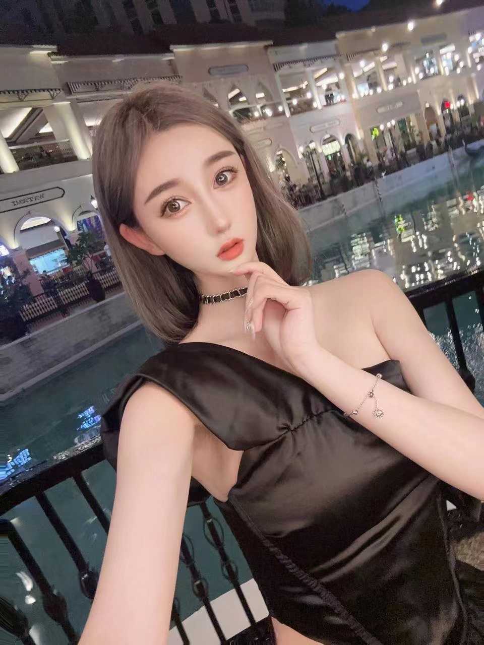 怎么艹都可以，颜值超级高