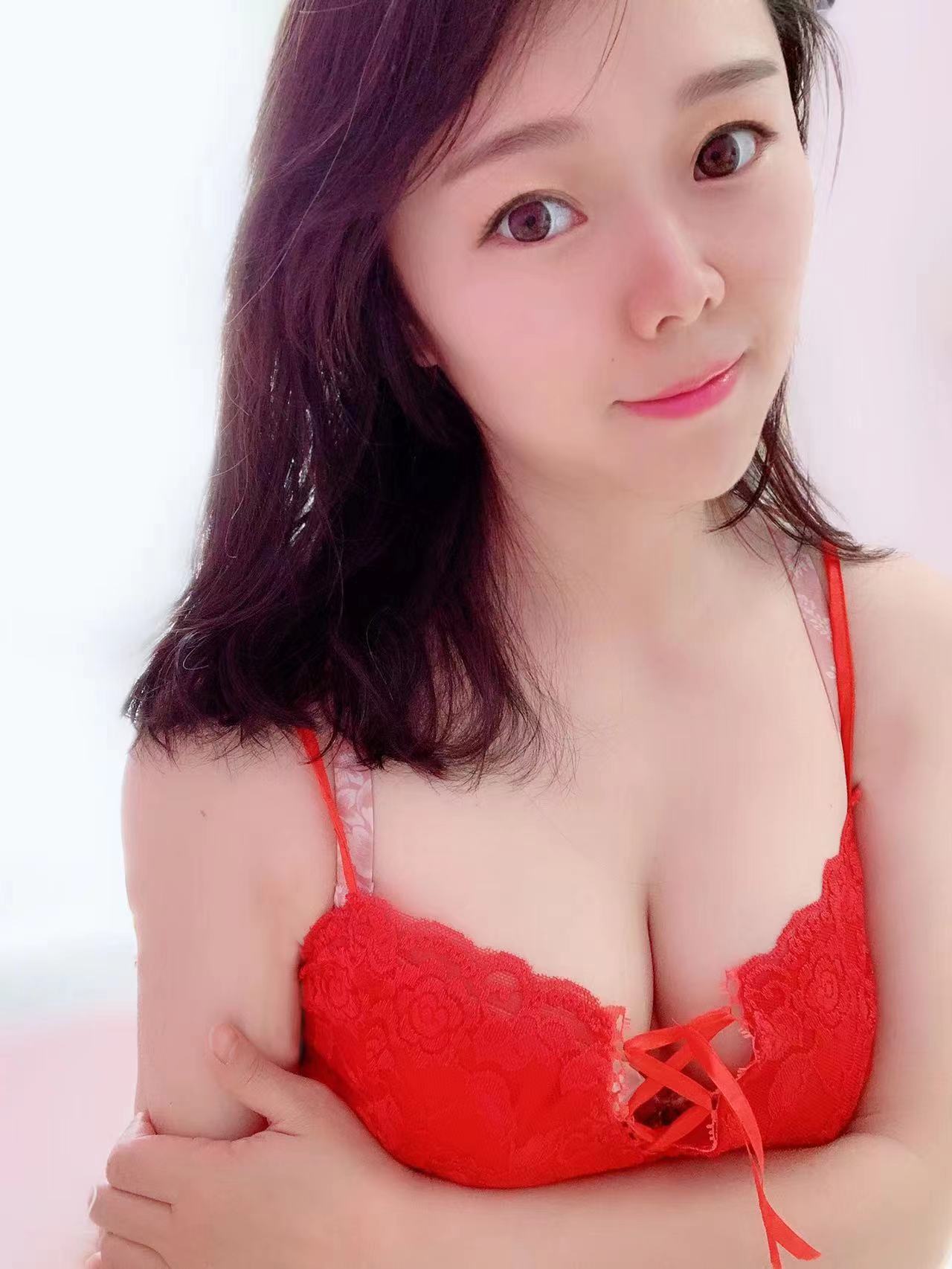 女友感拉满的小姐姐