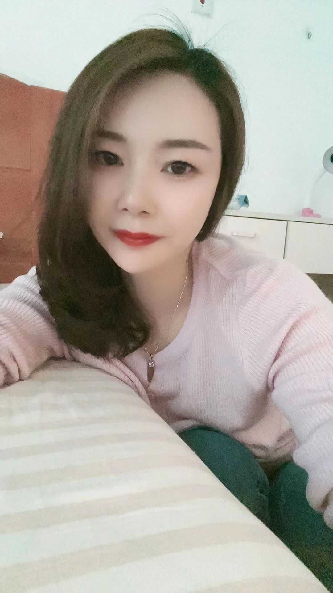 KH绝顶，性价比高的小姐姐