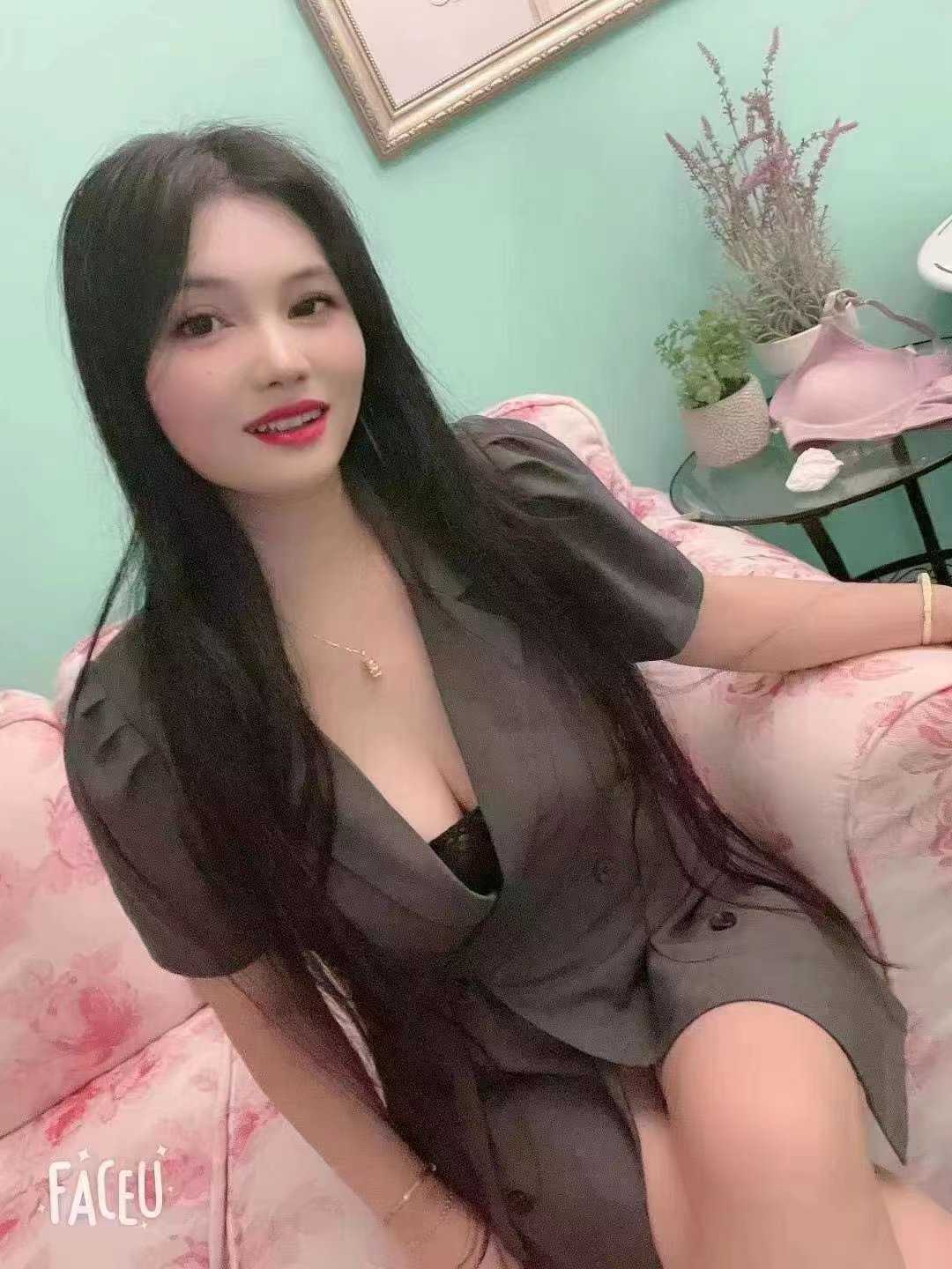 与妹子各种云雨，配合度很高