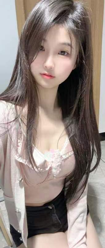 床上很开放，人很热情小姐姐