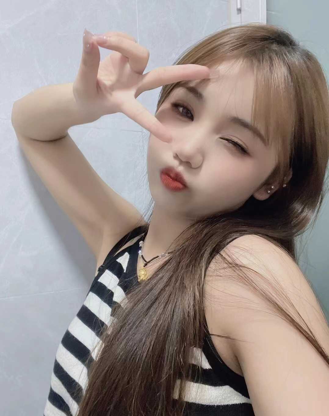 性感妖娆学生妹