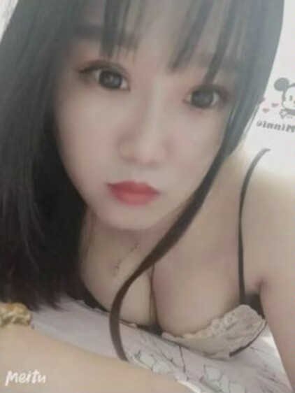 水多b紧，胸大，服务好，放的开