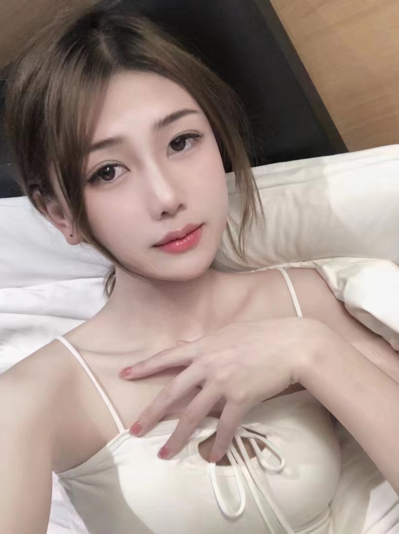 后入的撞击感和姑娘水流的舒畅不是一般的爽