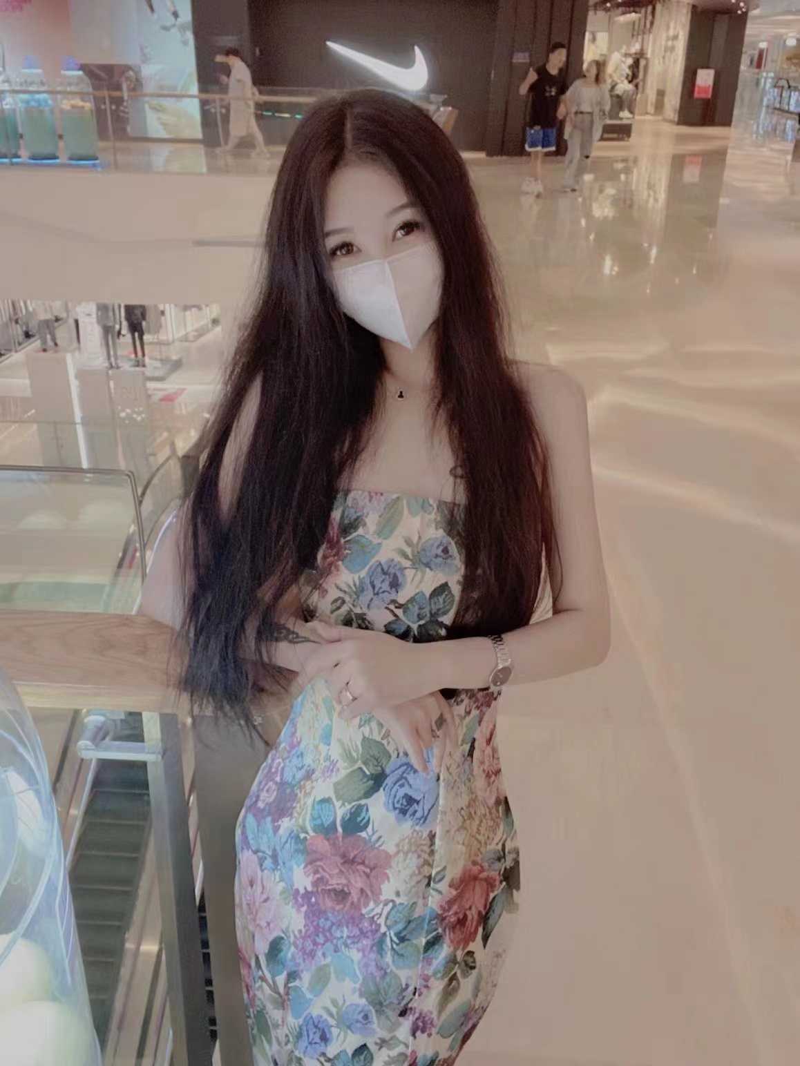 下面会吸会夹，过程中用心投入