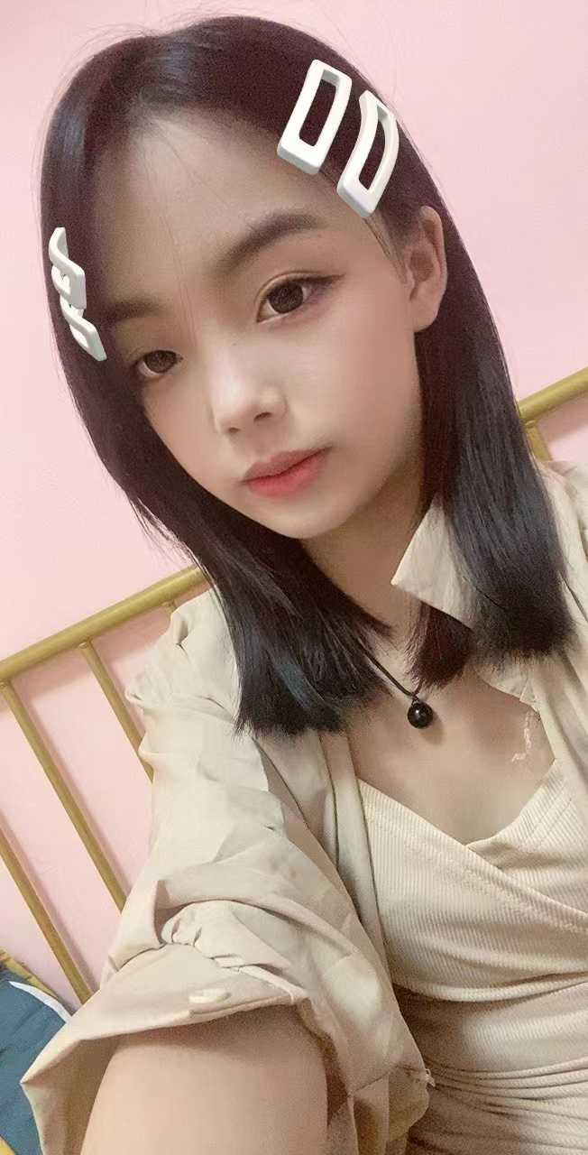 年轻身材很棒，配合度很高