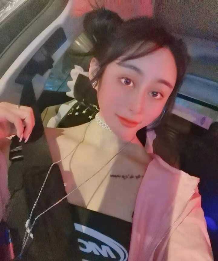 身材棒，大胸，手感极佳