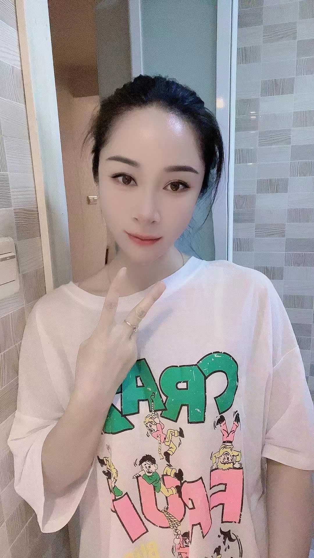 很听话很配合，那叫声刺激