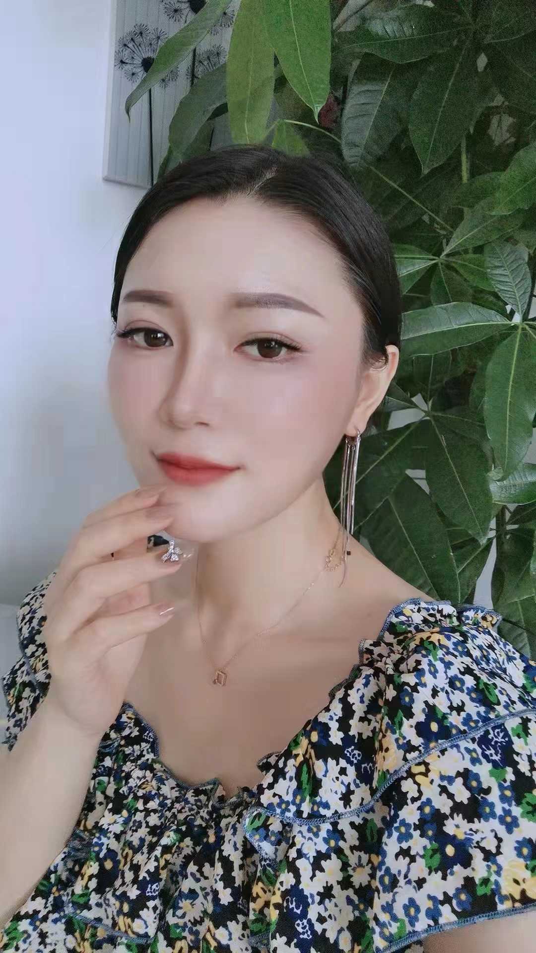 妹子胸大丰满，活不错